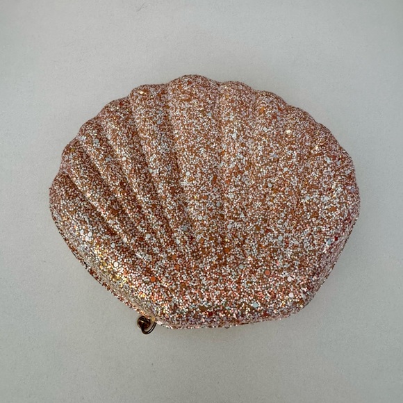Handbags - Peach Pink Sparkling Shell Clutch